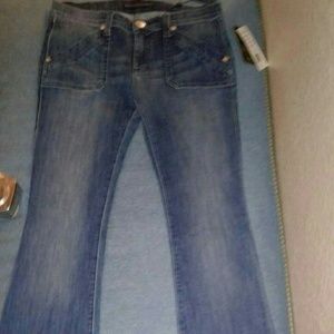 NWT ROCK AND REPUBLIC SZ 28/33